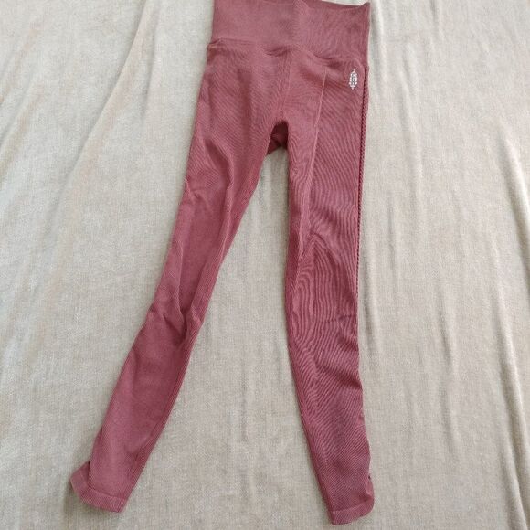 Free People Movement Good Karma Ribbed Leggings Rose XS/S - Picture 3 of 7